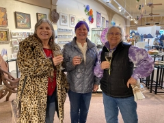 <p>The Three Amingas - Joyce, Becky and Peggy ready for a good time!</p>
